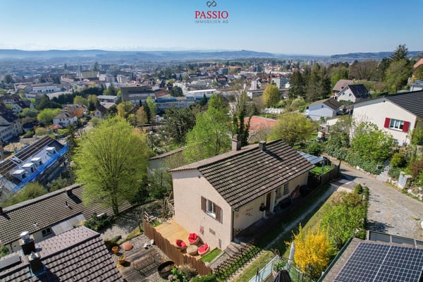 Top gepflegtes 1.5-Zimmer Einfamilienhaus mit unverbaubarer Alpensicht 3