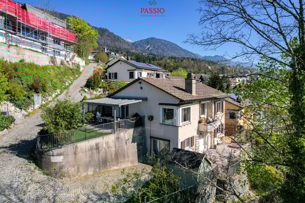 Top gepflegtes 1.5-Zimmer Einfamilienhaus mit unverbaubarer Alpensicht 1