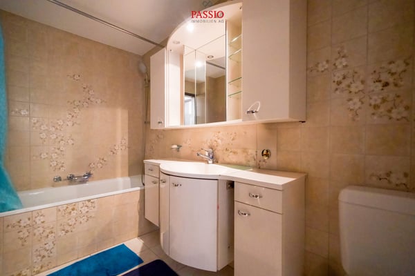 1.5-Zimmer Wohnung mit grosser Terrasse und Spa-Bereich 7