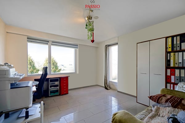 10.5-Zimmer-Einfamilienhaus - Ruhe, Natur & unverbaubare Weitsicht 10