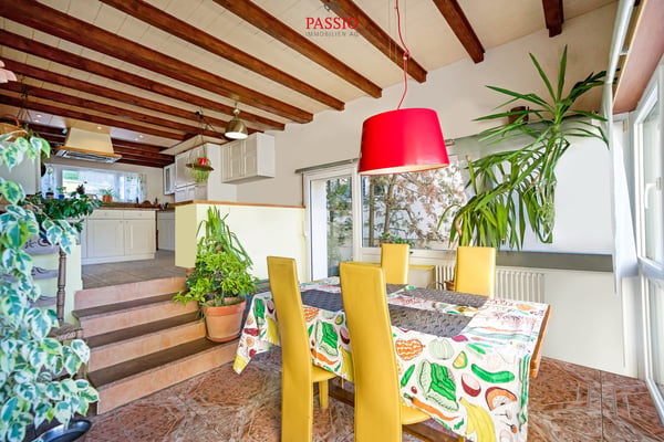 10.5-Zimmer-Einfamilienhaus - Ruhe, Natur & unverbaubare Weitsicht 6