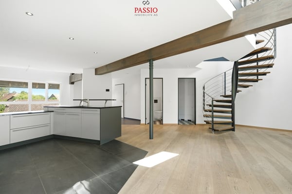 Exklusives Wohnen auf 3 Ebenen: Luxuriöse 7-Zimmer Wohnung an Top Lage 5