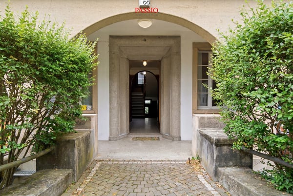 Altbaucharme trifft modernen Wohnkomfort in Bern 2