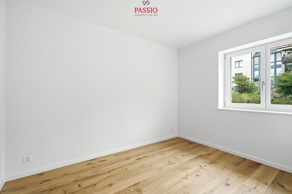 Komplett saniertes 4.5-Zimmer-Einfamilienhaus mit Naturgarten 13
