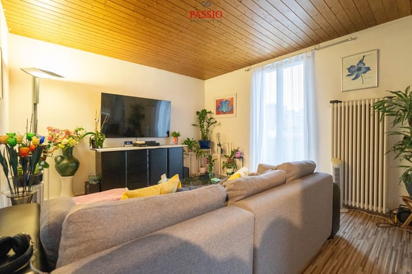 Vielseitiges Mehrfamilienhaus mit Potenzial in Biel/Bienne 3