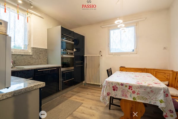 Vielseitiges Mehrfamilienhaus mit Potenzial in Biel/Bienne 6