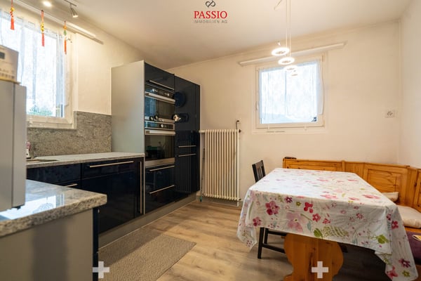 Vielseitiges Mehrfamilienhaus mit Potenzial in Biel/Bienne 6
