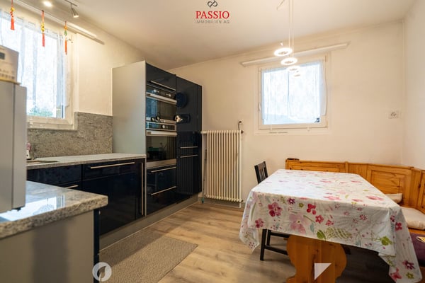 Vielseitiges Mehrfamilienhaus mit Potenzial in Biel/Bienne 6