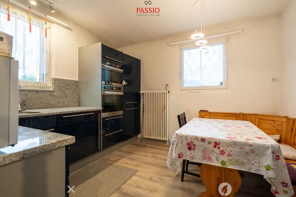 Vielseitiges Mehrfamilienhaus mit Potenzial in Biel/Bienne 6