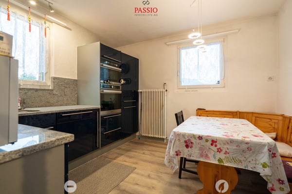 Vielseitiges Mehrfamilienhaus mit Potenzial in Biel/Bienne 6