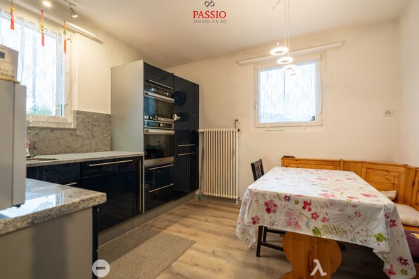 Vielseitiges Mehrfamilienhaus mit Potenzial in Biel/Bienne 6