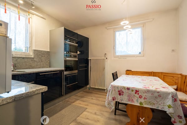 Vielseitiges Mehrfamilienhaus mit Potenzial in Biel/Bienne 6