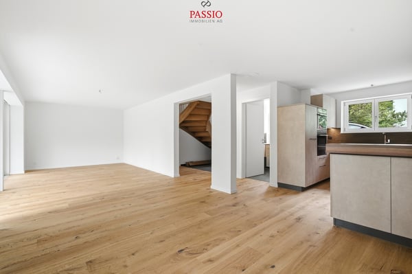 Komplett saniertes 4.5-Zimmer-Einfamilienhaus mit Naturgarten 5
