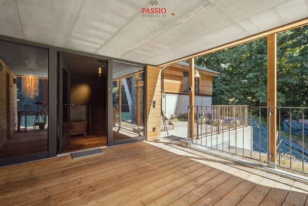 Neuwertige 3.5-Zimmer-Loftwohnung mit 74 m² Terrasse am Aare-Ufer 5