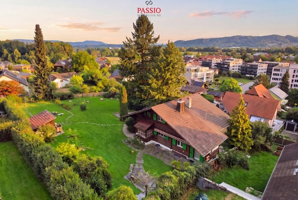 6.5-Zimmer-Chalet - traditioneller Charme trifft modernen Komfort 2