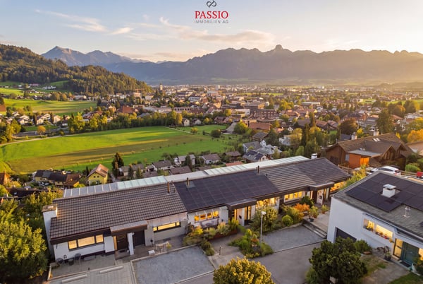 Wohnen mit Weitsicht - modernisiert mit traumhaftem Alpenpanorama 2