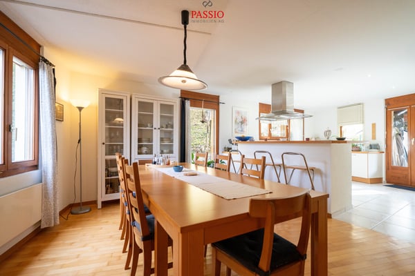 Grosses 10-Zimmer Reiheneckhaus mit Gartenparadies an Top Lage 11