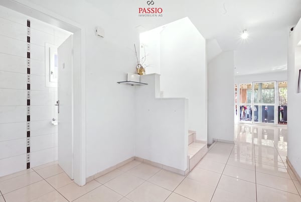 5.5-Zimmer-Familienhaus mit Wintergarten und Gartenidylle 9