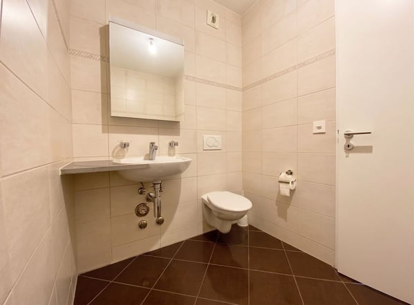 Belle opportunité - 4 ½ de 110m2 avec place de parc! 7