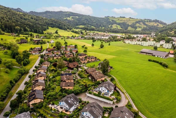 Freistehendes Einfamilienhaus mit grossem Garten an ruhiger Wohnlage 8
