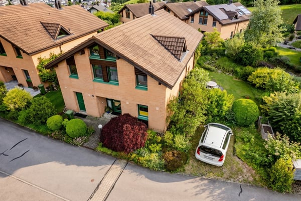 Freistehendes Einfamilienhaus mit grossem Garten an ruhiger Wohnlage 10