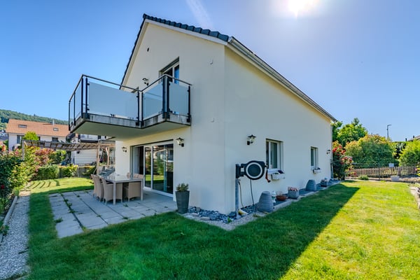 Modernes und grosszügiges Einfamilienhaus an ruhiger Wohnlage 3