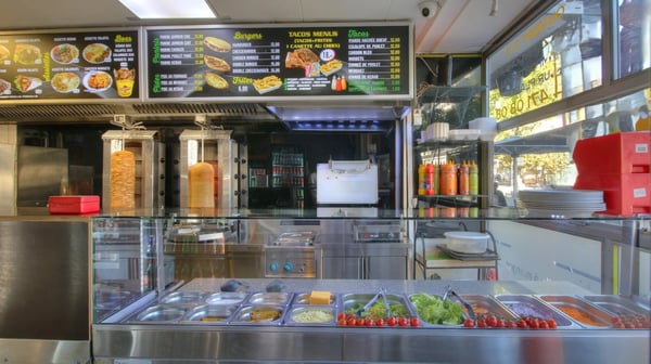 Fonds de commerce  Kebab, Pizza, Tacos au centre-ville de Monthey 2