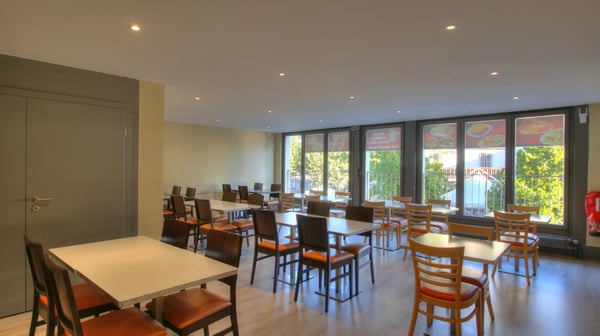 Fonds de commerce  Kebab, Pizza, Tacos au centre-ville de Monthey 10