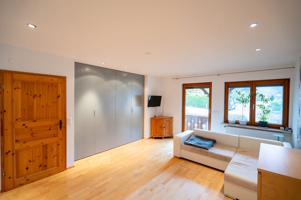 TOP-Rendite mit Wohn- und Gewerbeobjekt: Vielseitig nutzbar für Kapita 8