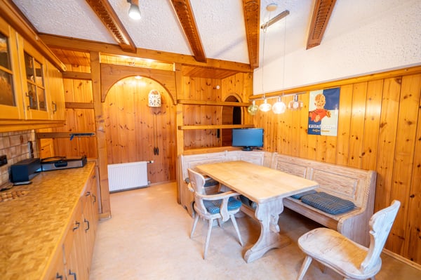 TOP-Rendite mit Wohn- und Gewerbeobjekt: Vielseitig nutzbar für Kapita 9