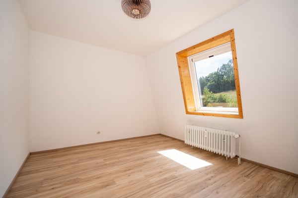 Zuhause mit Weitblick – großzügiges Wohnen - ca. 295 qm Wohnfläche in traumhafter Ortsrandlage 13