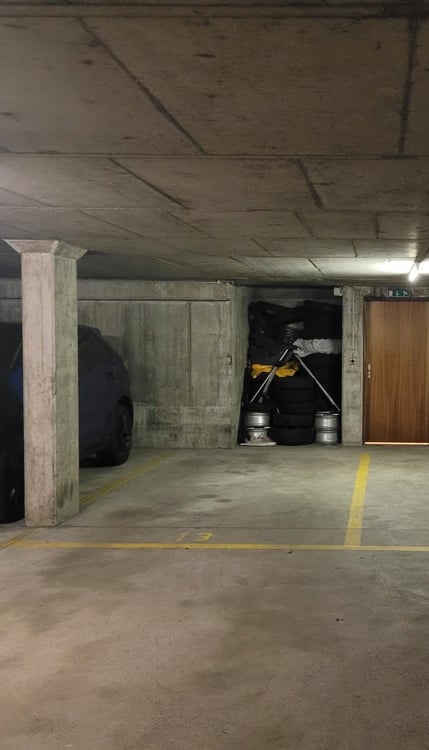 Einstellhallenplatz in zentraler Lage in Oensingen 2