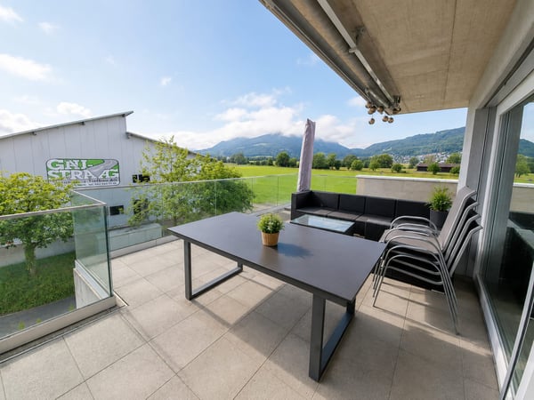 Exklusive 4.5-Zimmer-Attikawohnung mit Panoramablick und privatem Liftzugang in Kestenholz 12