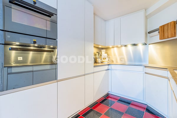 Grosszügiges Wohnen mit Garten 2