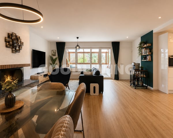Modernisierte Dachwohnung mit verglaster Terrasse und Garage 3