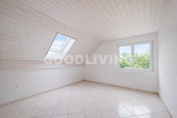 Rückzugsort mit Pool, Garten und zusätzlichem Wohnraum 10