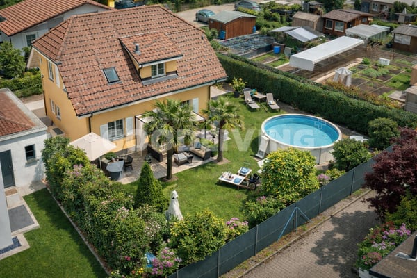 Rückzugsort mit Pool, Garten und zusätzlichem Wohnraum 3
