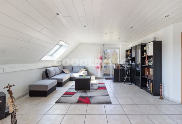 Maisonette im Grünen mit Galerie / Duplex avec galerie en environnement verdoyant 4