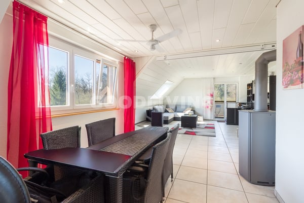 Maisonette im Grünen mit Galerie / Duplex avec galerie en environnement verdoyant 2