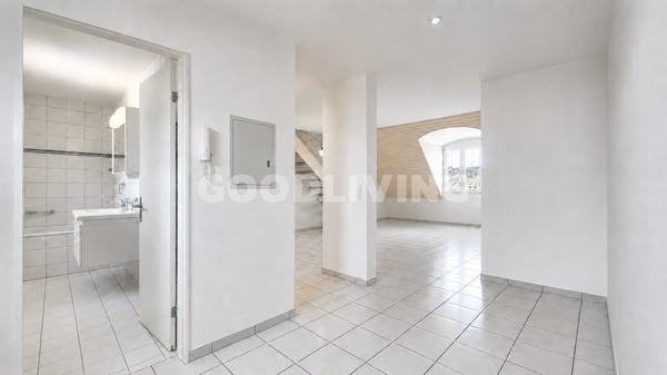 Dachwohnung mit Weitsicht und ruhiger Wohnlage in Klingnau 2