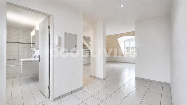 Dachwohnung mit Weitsicht und ruhiger Wohnlage in Klingnau 2