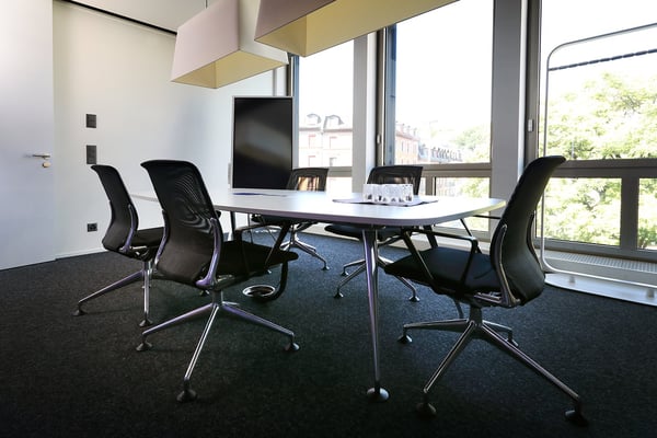 Kompakte Grösse, grosse Wirkung – Ihr Büro am Manesseplatz 5