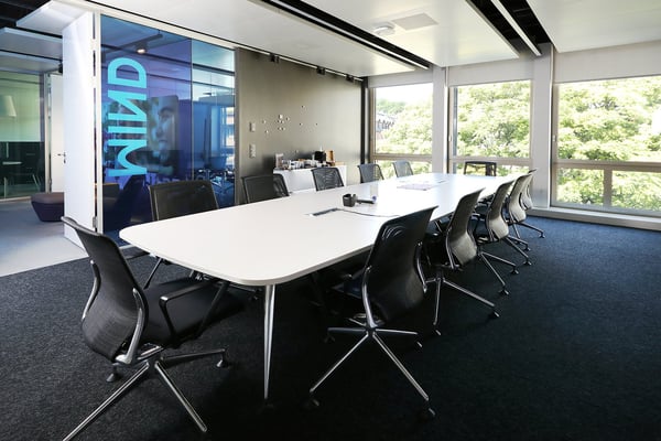 Kompakte Grösse, grosse Wirkung – Ihr Büro am Manesseplatz 11