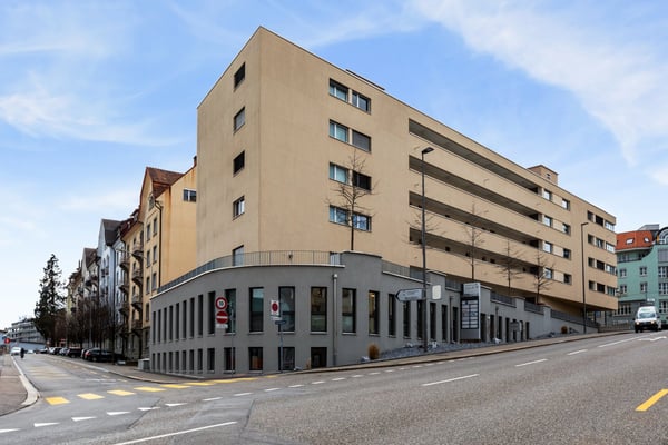 Attraktive Erdgeschoss-Bürofläche mit optimaler Kundenpräsenz 1