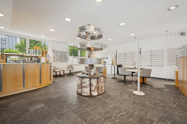 Vielseitige Gewerbefläche mit Büro und Lager an bester Lage 9