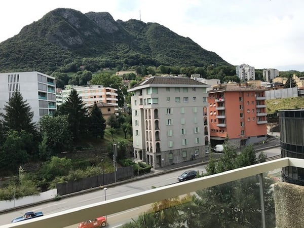 UFFICIO SPAZIOSO PIANO ATTICO CON VISTA APERTA 1