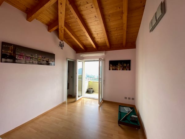 SPLENDIDA CASA UNIFAMILIARE CON VISTA PANORAMICA 9