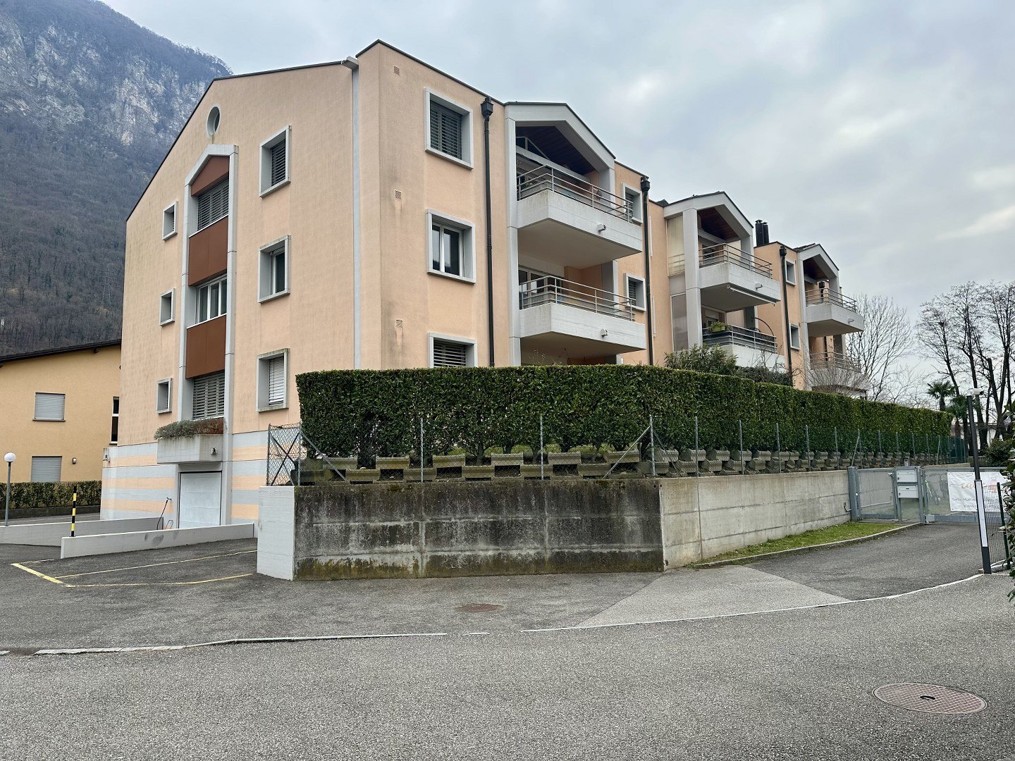 Bild SOLIVO APPARTAMENTO 4.5 LOCALI AL PRIMO PIANO