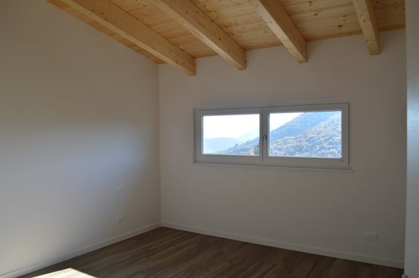 VILLA UNIFAMILIARE DI 5.5 LOCALI CON GIARDINO 10