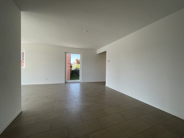 APPARTAMENTO 4.5 LOCALI CON VISTA APERTA 7